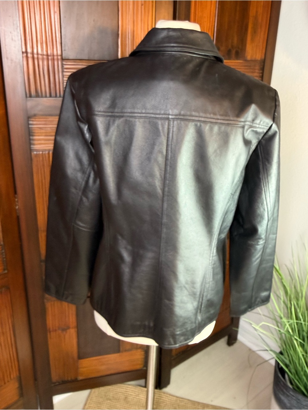 East 5th Womens Large Black Genuine Leather Blazer Jacket 3 Button Classic Fit - Picture 4 of 11